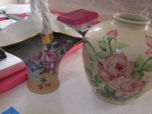 lot 294 image: Floral glass basket handled, Victorian Rose Mann MCM LXXXVL