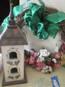 lot 309 image: 2 Story Bird House and a Wicker Wreath