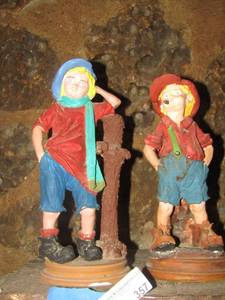 lot 357 image: little boy dcor qty 2