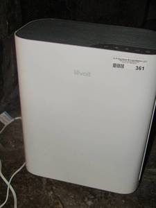 lot 361 image: Air purifier