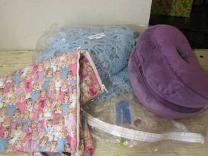 lot 369 image: head rest pillow, throws qty 2