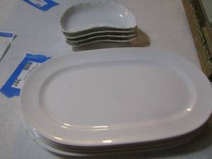 lot 397 image: 4 Lenox oval plates, H & l bone plates qty 4