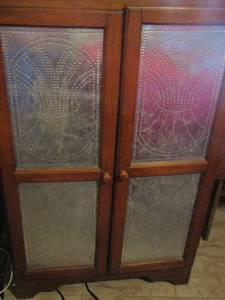 lot 418 image: WOOD PIE SAFE with Punch Tin Front Doors  HAND CRAFTED 48H 32W X 16D