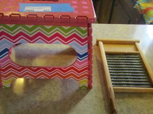 lot 467 image: Pink step stool Vintage Wash Board