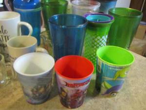 lot 478 image: CUPS & GLASSES LOT