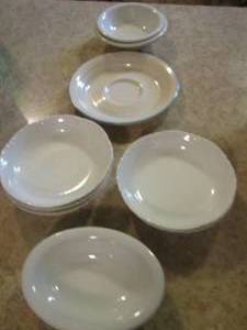 lot 480 image: Lot of white bowls