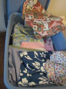 lot 516 image: Fabric lot some uncut