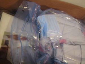 lot 522 image: Full queen quilt in bag