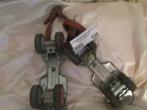 lot 528 image: Vintage skates with keys