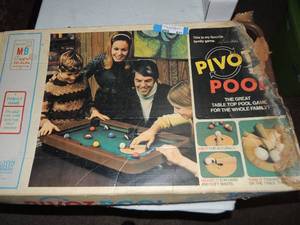 lot 611 image: Pivot pool game box damaged has no balls