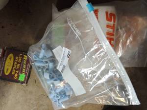 lot 687 image: STIHL Weed eater parts- brackets and screws