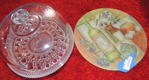 lot 574 image: Glass lazy Susanne - Cake dome with diamond cut pedestal