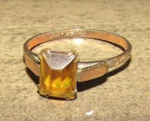 lot 727 image: 130 4K GOLD SHELL RING