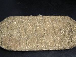 lot 766 image: GOLD BEADED SMALL PURSE