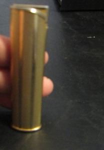 lot 827 image: GOLD LIGHTER - COLIBRI