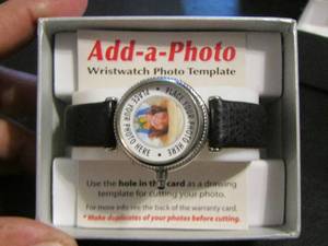 lot 857 image: PHOTO WATCH NEW