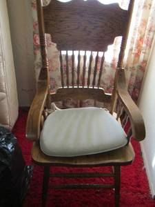 lot 719 image: Wooden kitchen chair