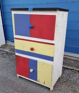 lot 25 image: Bed side dresser