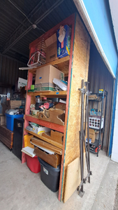 lot 67 image: Wood shelf (contents not included)