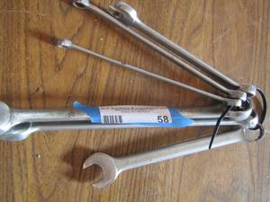 lot 58 image: Random wrench lot