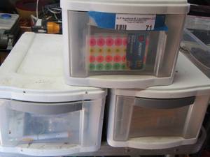 lot 71 image: Small draw organizers full of office supplies qty 3