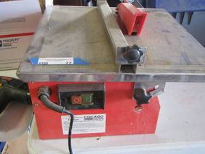 lot 77 image: Chicago electric tile saw
