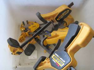 lot 104 image: Quick grip bar clamps various sizes