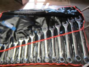 lot 105 image: Buffalo 14 piece wrench set size 38- 1 14