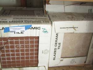 lot 139 image: Glazed ceramic tile qty 6 boxes, some are broken
