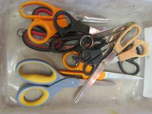 lot 148 image: Scissor lot