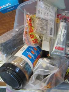 lot 208 image: Zip ties- bungees- klippy clips and more