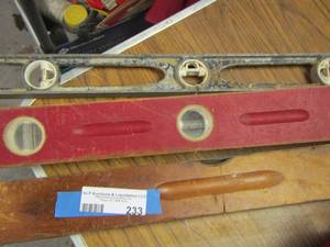 lot 233 image: Levels 2 wooden 1 metal