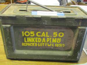 lot 289 image: Dark green ammo box
