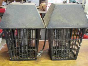 lot 302 image: Stinger bud lights qty2 electric