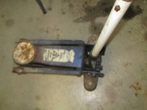 lot 306 image: 2.5 heavy duty jack