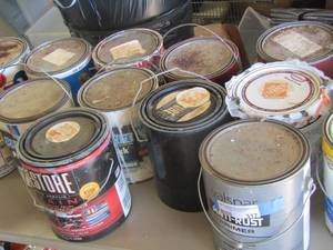 lot 317 image: Used lot of paints 1 gallon buckets qty 15