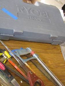 lot 329 image: Lot of handsaws qty 8