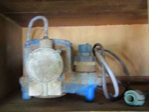 lot 380 image: Sump pump