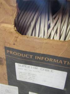 lot 426 image: Box of wire
