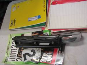 lot 430 image: Office supply lot