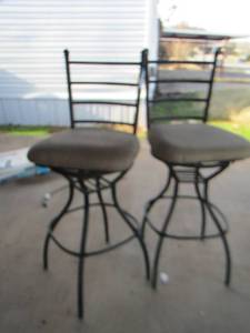 lot 485 image: 2 swivel padded seat bar stools