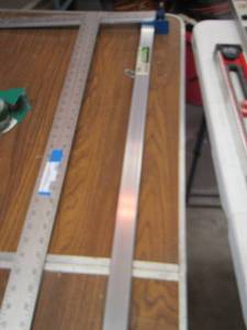 lot 492 image: Aluminum bar clamp- 48 drywall T square