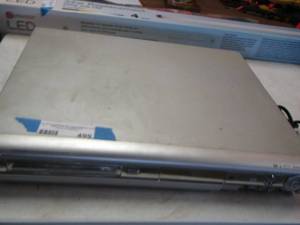 lot 499 image: Phillips dvd player no remote