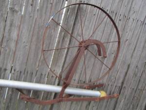 lot 521 image: Vintage plow wheel