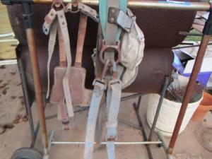 lot 526 image: Climbing gear