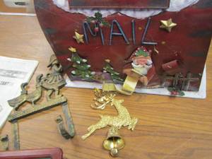 lot 533 image: Santa mail box- Duck coat rack- ship trinket box-