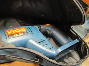 lot 534 image: Ryobi saw saw
