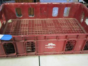 lot 541 image: Dry, Pepper red crate