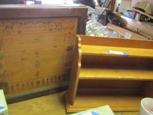 lot 548 image: Wooden spice racks , has no bottles-