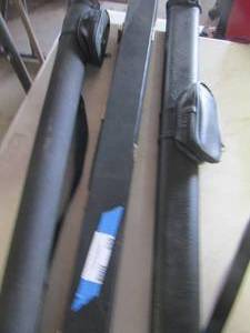 lot 558 image: POOL CUES  IN CASESBAGS  QTY 3
